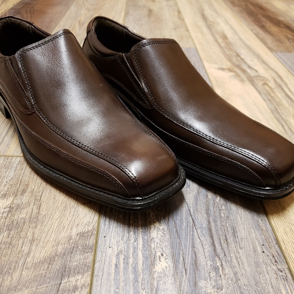 Dockers Franchise Mahogany Slip on Dress Shoes